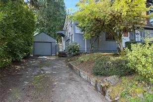 2701 NE 90th St, Seattle, WA 98115 - Photo 10