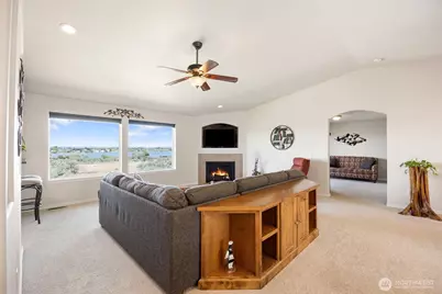 426 Viewmont Drive SE, Moses Lake, WA 98837 - Photo 10