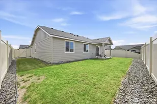 700 Regina Pl, Grandview, WA 98930 - Photo 24