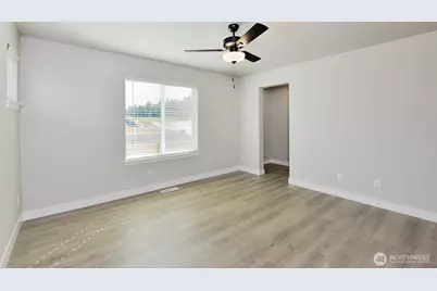 5878 NW Rhino Way, Bremerton, WA 98312 - Photo 8