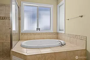 9623 183rd Ave E, Bonney Lake, WA 98391 - Photo 16