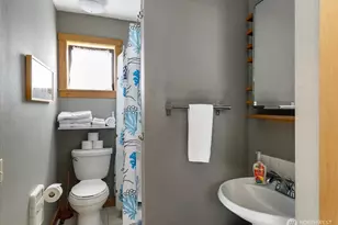 1060 Halsey Dr, Coupeville, WA 98239 - Photo 16
