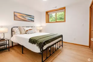 2419 Federal Ave E, Seattle, WA 98102 - Photo 14