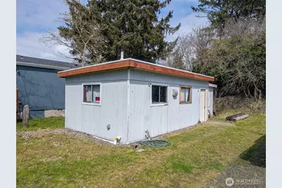 808 Magellan Avenue NE, Ocean Shores, WA 98569 - Photo 4