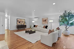 12121 NE 66th St, Kirkland, WA 98033 - Photo 14