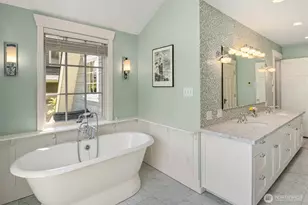 2403 11th Ave W, Seattle, WA 98119 - Photo 28