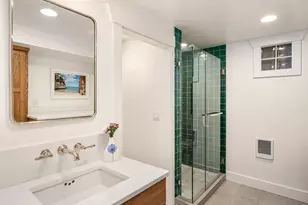 2403 11th Ave W, Seattle, WA 98119 - Photo 36