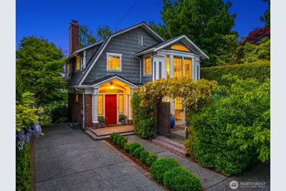2403 11th Avenue W, Seattle, WA 98119 - Photo 1