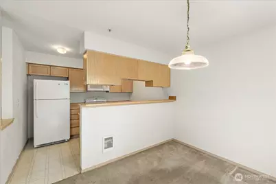 18930 Bothell-Everett Highway #B303, Bothell, WA 98012 - Photo 8