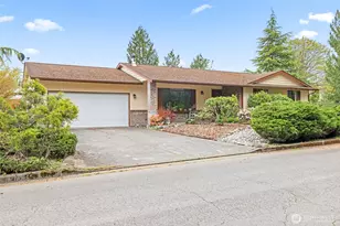 617 S E St, Port Angeles, WA 98363 - Photo 1