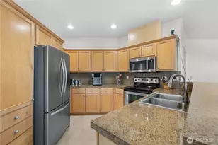 22627 NE Alder Crest Dr, Redmond, WA 98053 - Photo 12