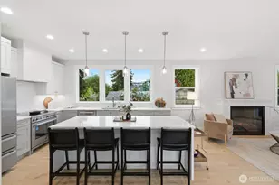8815 Densmore Ave N, Seattle, WA 98103 - Photo 10