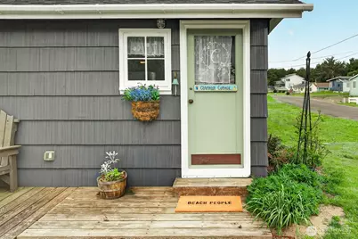 1402 199th Place, Long Beach, WA 98640 - Photo 4
