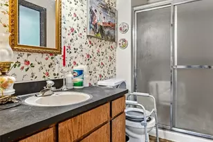 6353 121st Ave SE, Bellevue, WA 98006 - Photo 18