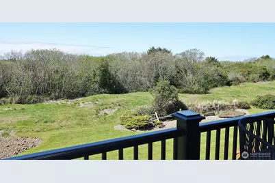 835 Ocean Shores Boulevard NW #202, Ocean Shores, WA 98569 - Photo 6
