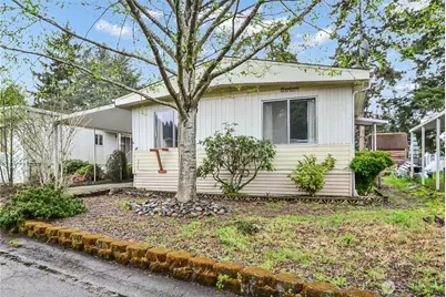 5220 SW 176th Street #16, Lynnwood, WA 98037 - Photo 2