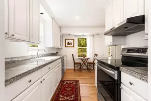 8633 36th Ave SW, Seattle, WA 98126 - Photo 10