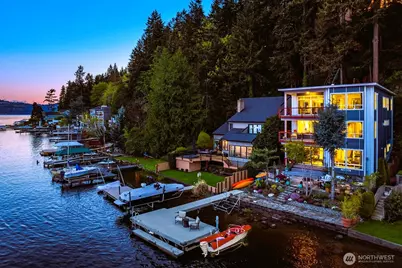 2006 W Lake Sammamish Parkway NE, Redmond, WA 98052 - Photo 2