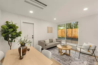 14035 Densmore Avenue N, Seattle, WA 98133 - Photo 12