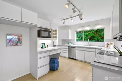 2814 42nd Avenue W, Seattle, WA 98199 - Photo 14