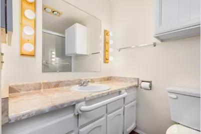 2210 NE 92nd St #104, Seattle, WA 98115 - Photo 18