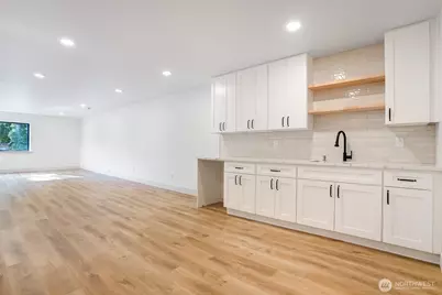 11647 Beacon Avenue S, Seattle, WA 98178 - Photo 24