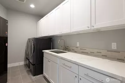 1808 104th Avenue SE, Bellevue, WA 98004 - Photo 14