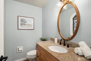 14314 NE 10th Pl, Bellevue, WA 98007 - Photo 16