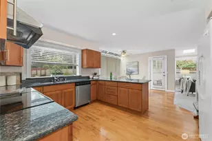 3643 252nd Pl SE, Sammamish, WA 98029 - Photo 8