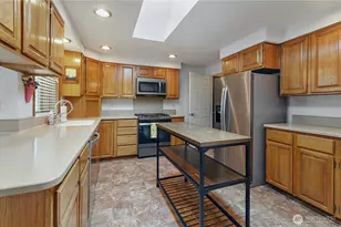 408 Stonewood Dr SE, Olympia, WA 98513 - Photo 16