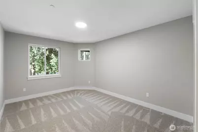 6598 Vandermark Road E, Bonney Lake, WA 98391 - Photo 24