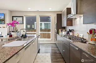 17227 39th Dr SE, Bothell, WA 98012 - Photo 8