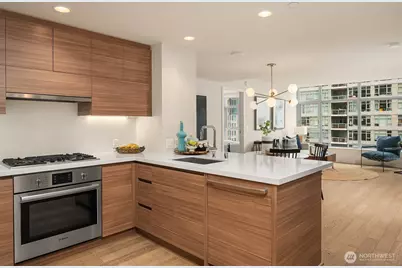 583 Battery Street #2208N, Seattle, WA 98121 - Photo 10