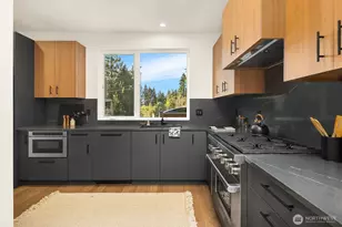 12249 NE 66th St, Kirkland, WA 98033 - Photo 12