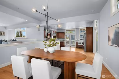 8304 54th Avenue S, Seattle, WA 98118 - Photo 4