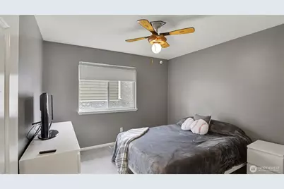 18637 172nd Place SE, Renton, WA 98058 - Photo 22