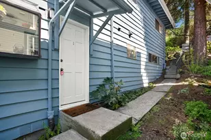 3438 14th Ave W, Seattle, WA 98119 - Photo 4