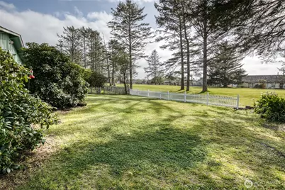 483 Dolphin Avenue NE, Ocean Shores, WA 98569 - Photo 14