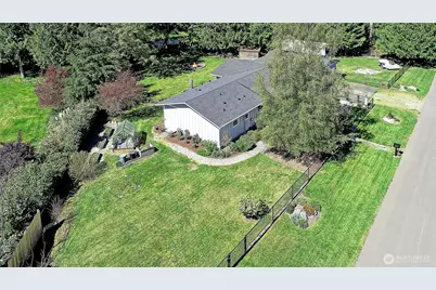 2976 Janet Avenue, Camano Island, WA 98282 - Photo 20