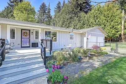 2976 Janet Avenue, Camano Island, WA 98282 - Photo 2