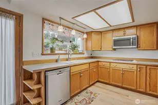 16973 Vaughn Rd, Mount Vernon, WA 98273 - Photo 10