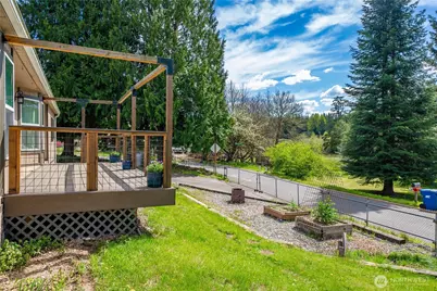 32508 Morgan Drive, Black Diamond, WA 98010 - Photo 22