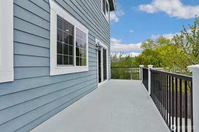 8050 29th Avenue NW, Seattle, WA 98117 - Photo 38