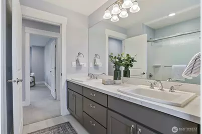 8050 29th Avenue NW, Seattle, WA 98117 - Photo 28