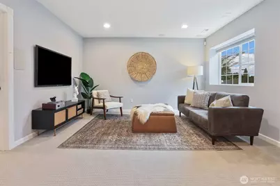 8050 29th Avenue NW, Seattle, WA 98117 - Photo 32