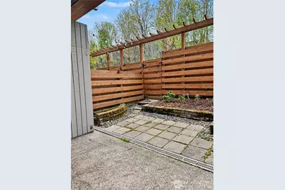 10501 8th Avenue NE #128, Seattle, WA 98125 - Photo 28
