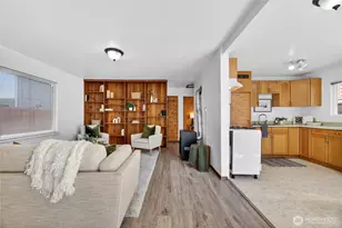2827 SW Nevada St, Seattle, WA 98126 - Photo 8