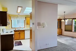5900 64th St NE, Marysville, WA 98270 - Photo 6