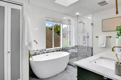 15631 SE 156th Street, Renton, WA 98058 - Photo 16