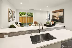 7064 Cleopatra Pl NW, Seattle, WA 98117 - Photo 12